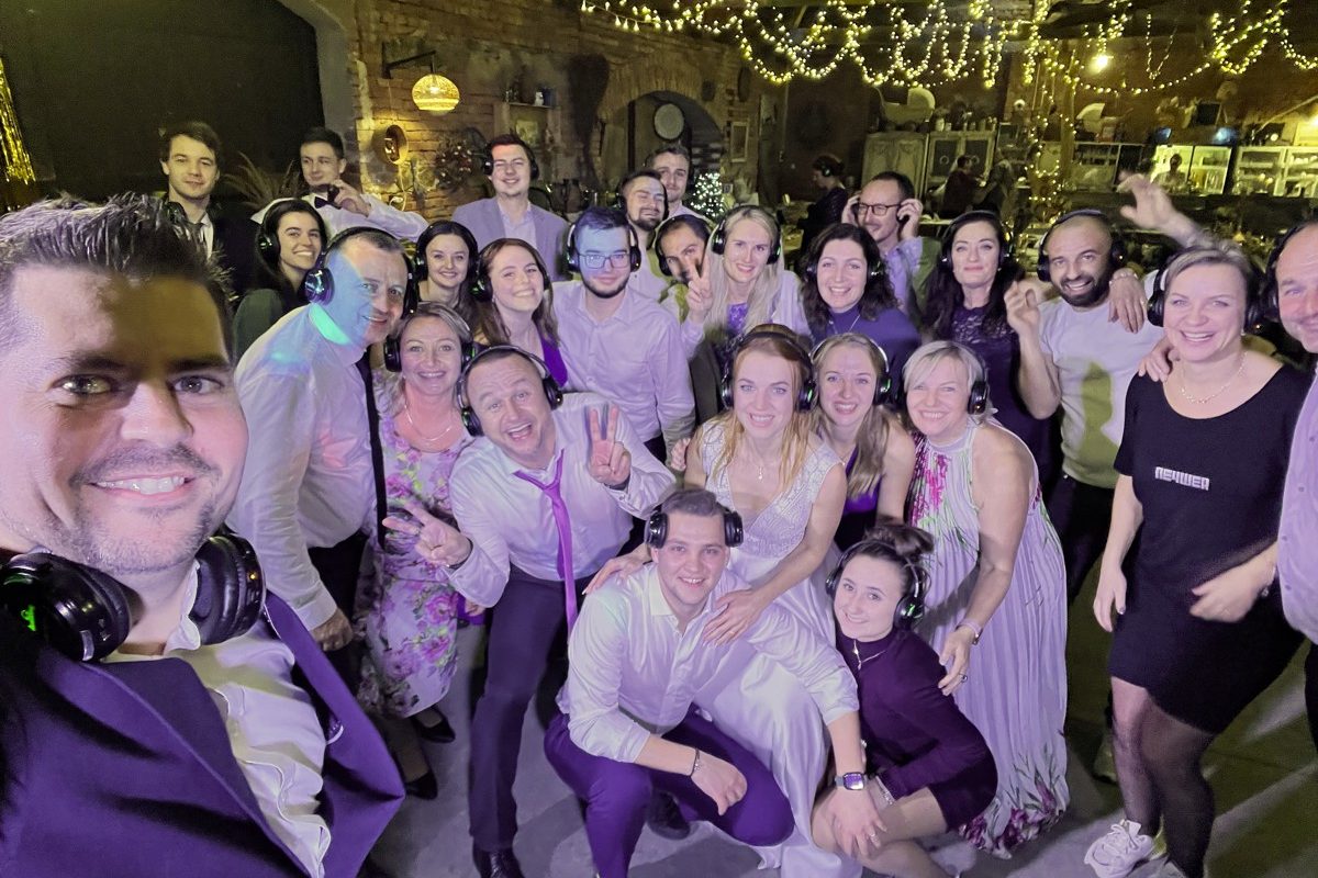 Silent disco party wedding