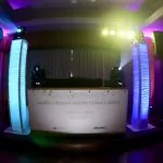 Monilní DJ stage na svatbu